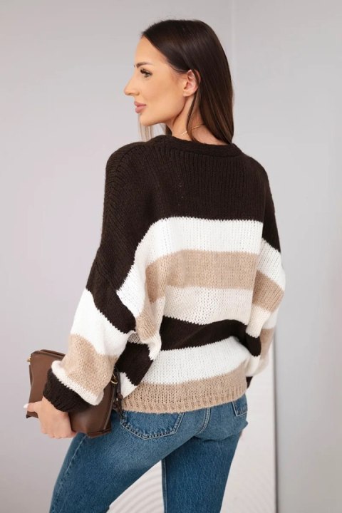 Sweter damski w paski zapinany na guziki brązowy